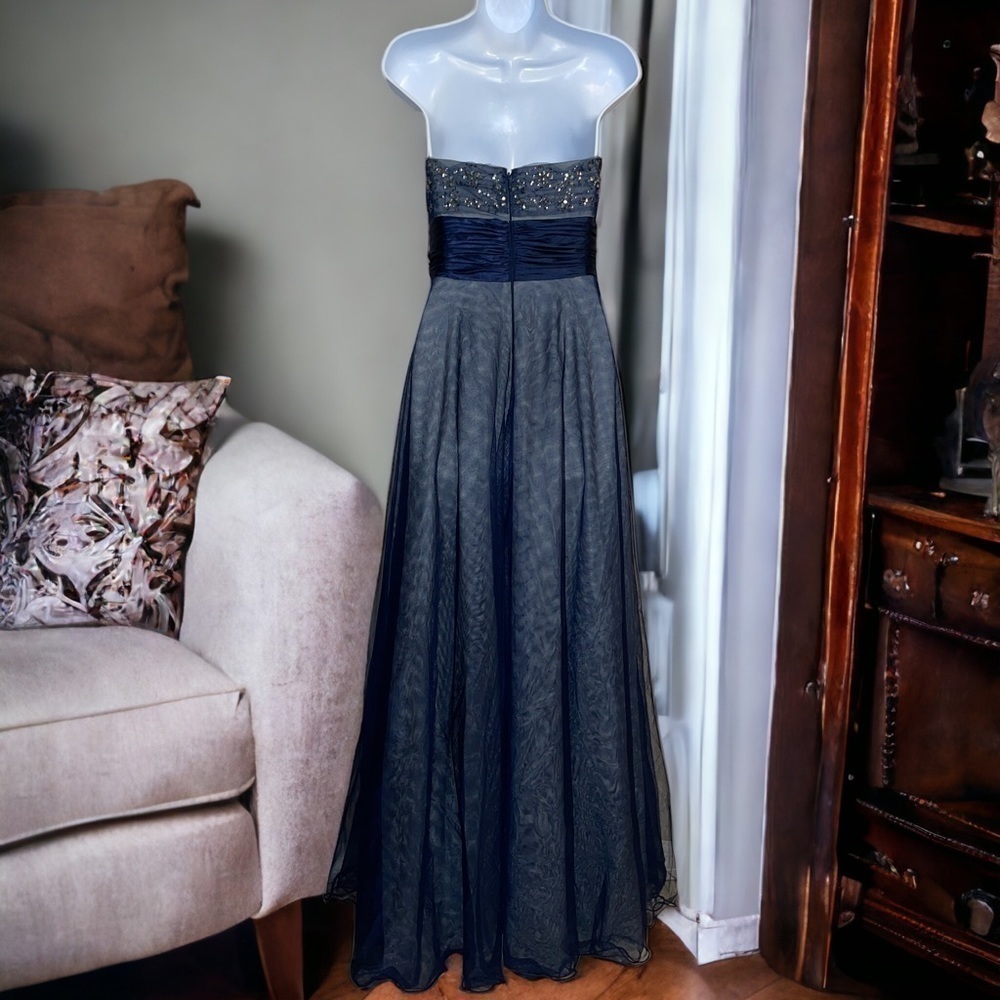 Adrianna Papell Sweatheat Beaded Jeweled Neckline Formal Gown Dress Size 10 - Picture 2 of 7